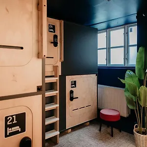 Hostel Capsule -