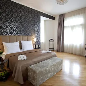 Deminka Palace 4* Prague